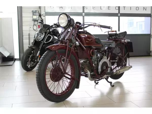 Moto Guzzi Sport 15