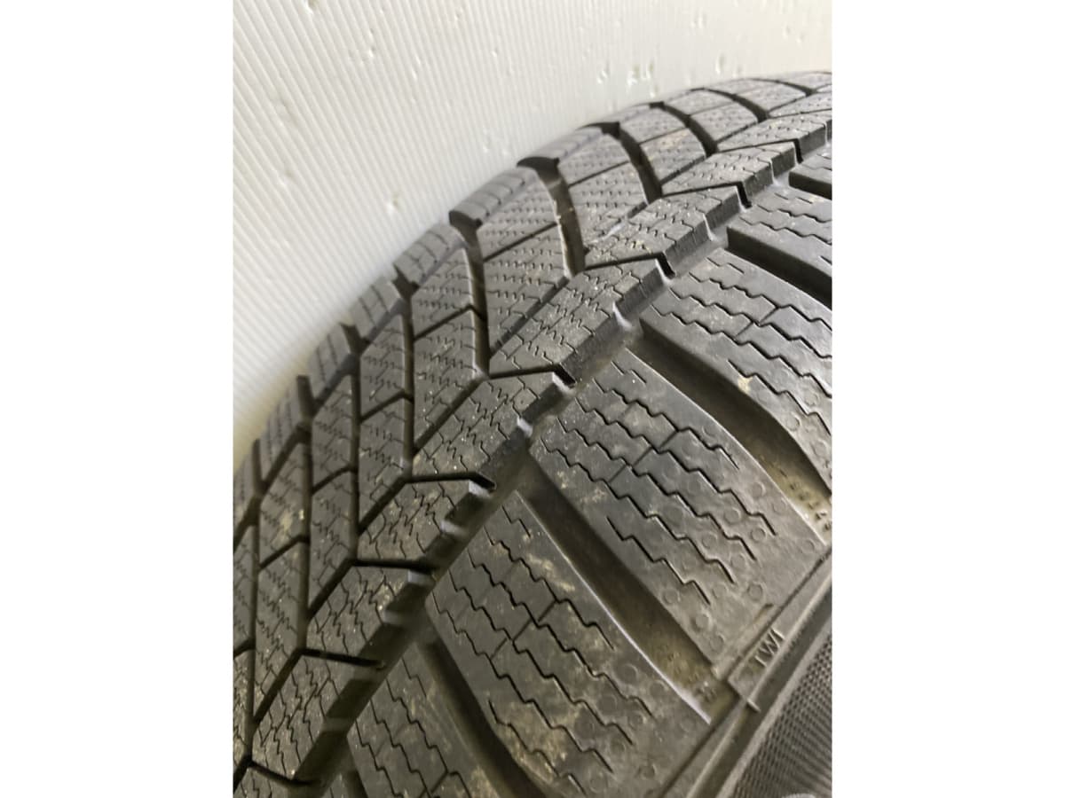 Jantes alu + Pneus hiver 17 205/55 R17 91H - Photo 1