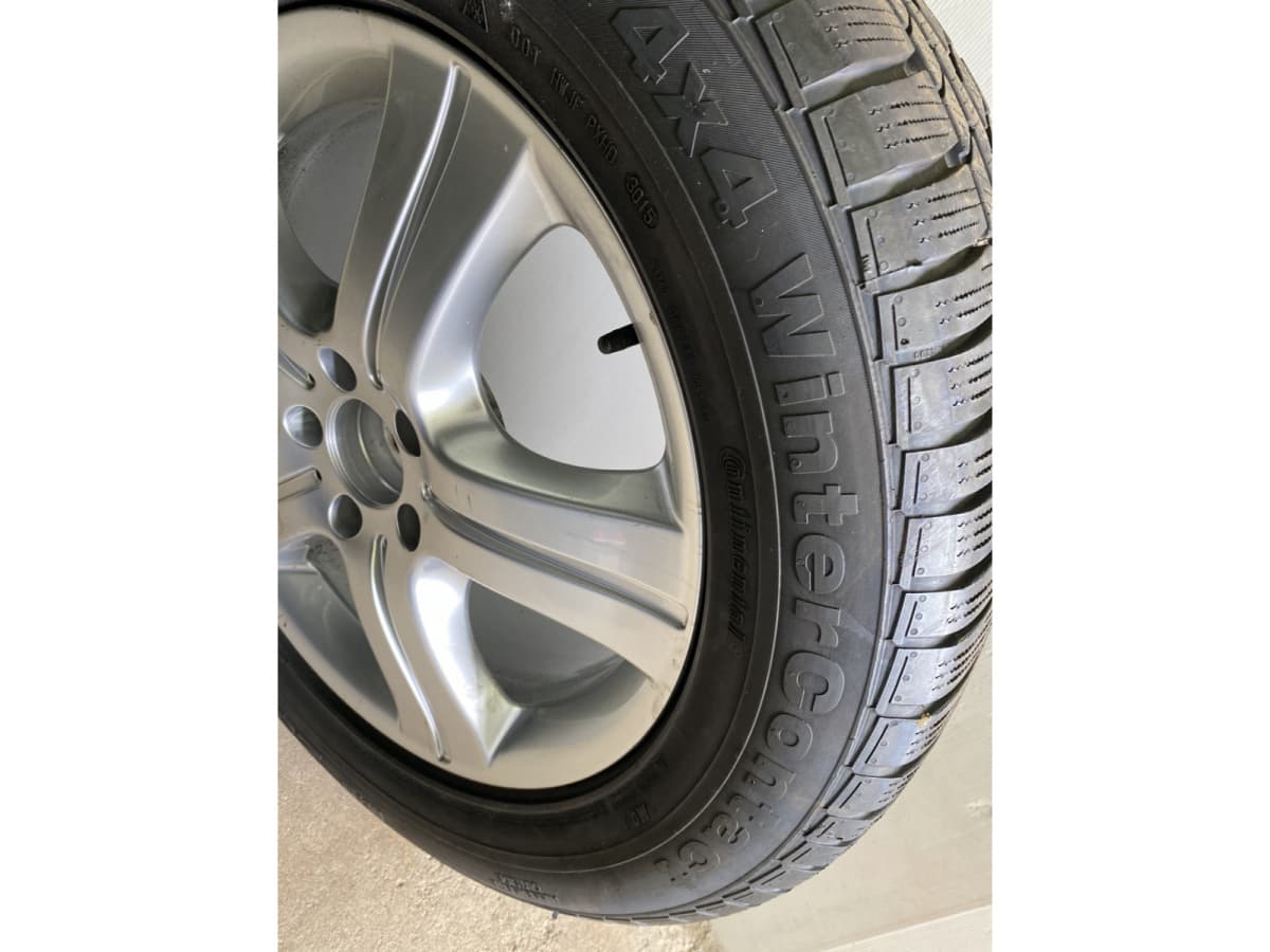 Jantes alu + Pneus hiver 18 255/55 R18 105H - Photo 1