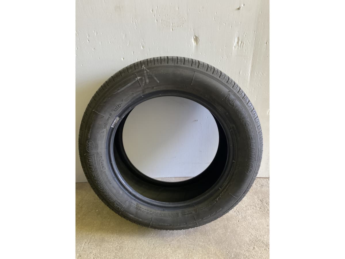 Pneus été 16 205/60 R16 92V - Photo 1
