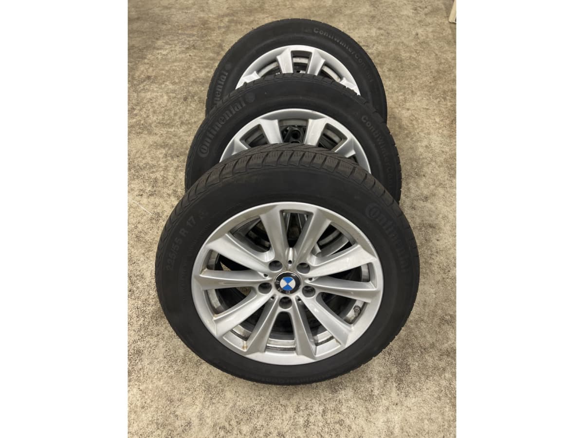 Jantes alu + Pneus hiver 17 225/55 R17 97H - Photo 1