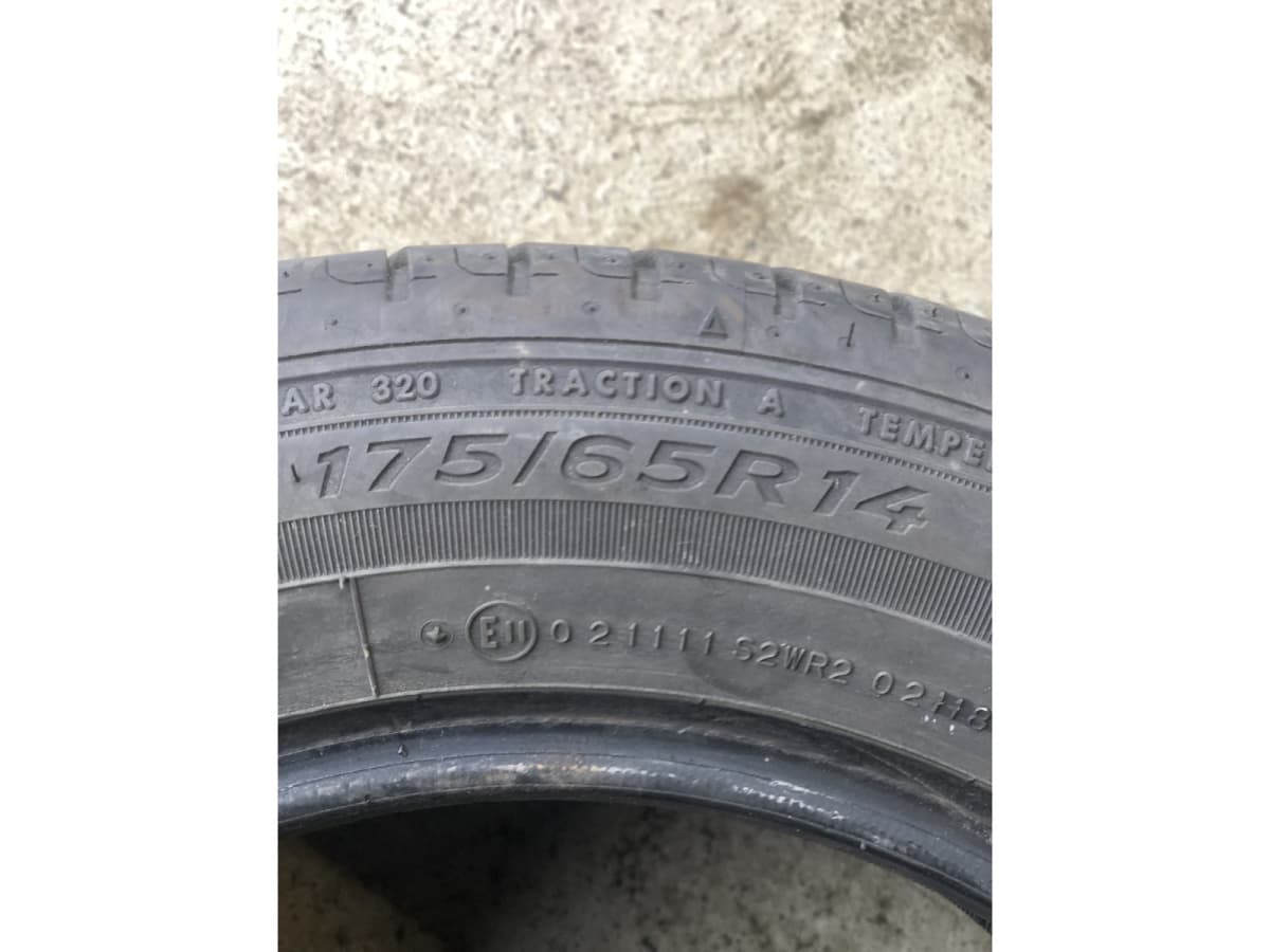 Pneus été 14 175/65 R14 82T - Photo 1