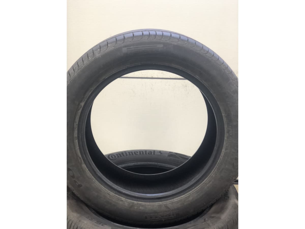 Pneus été 17 215/55 R17 94V - Photo 1
