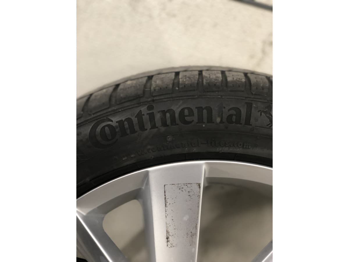 Jantes alu + Pneus hiver 17 205/50 R17 93V - Photo 1