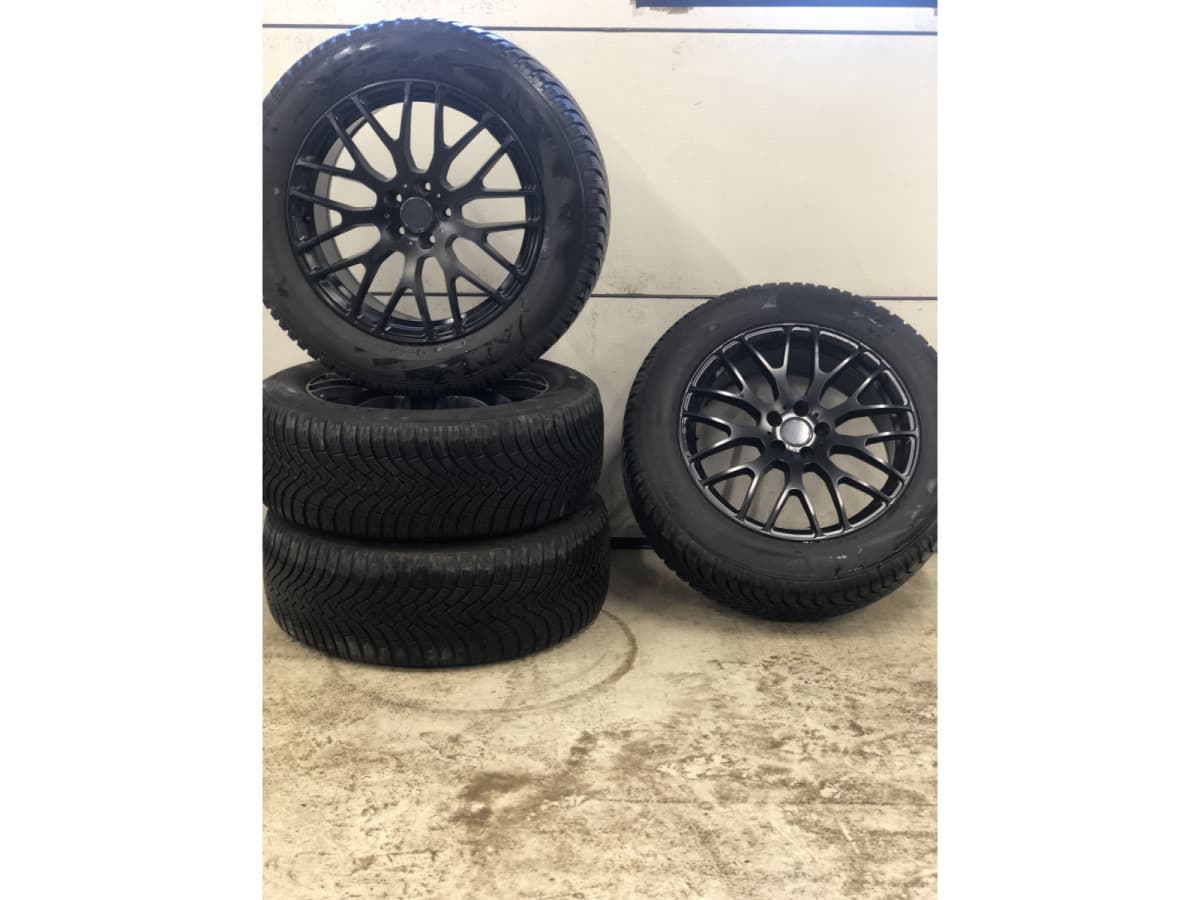 Jantes alu + Pneus hiver 19 255/55 R19 111V - Photo 1