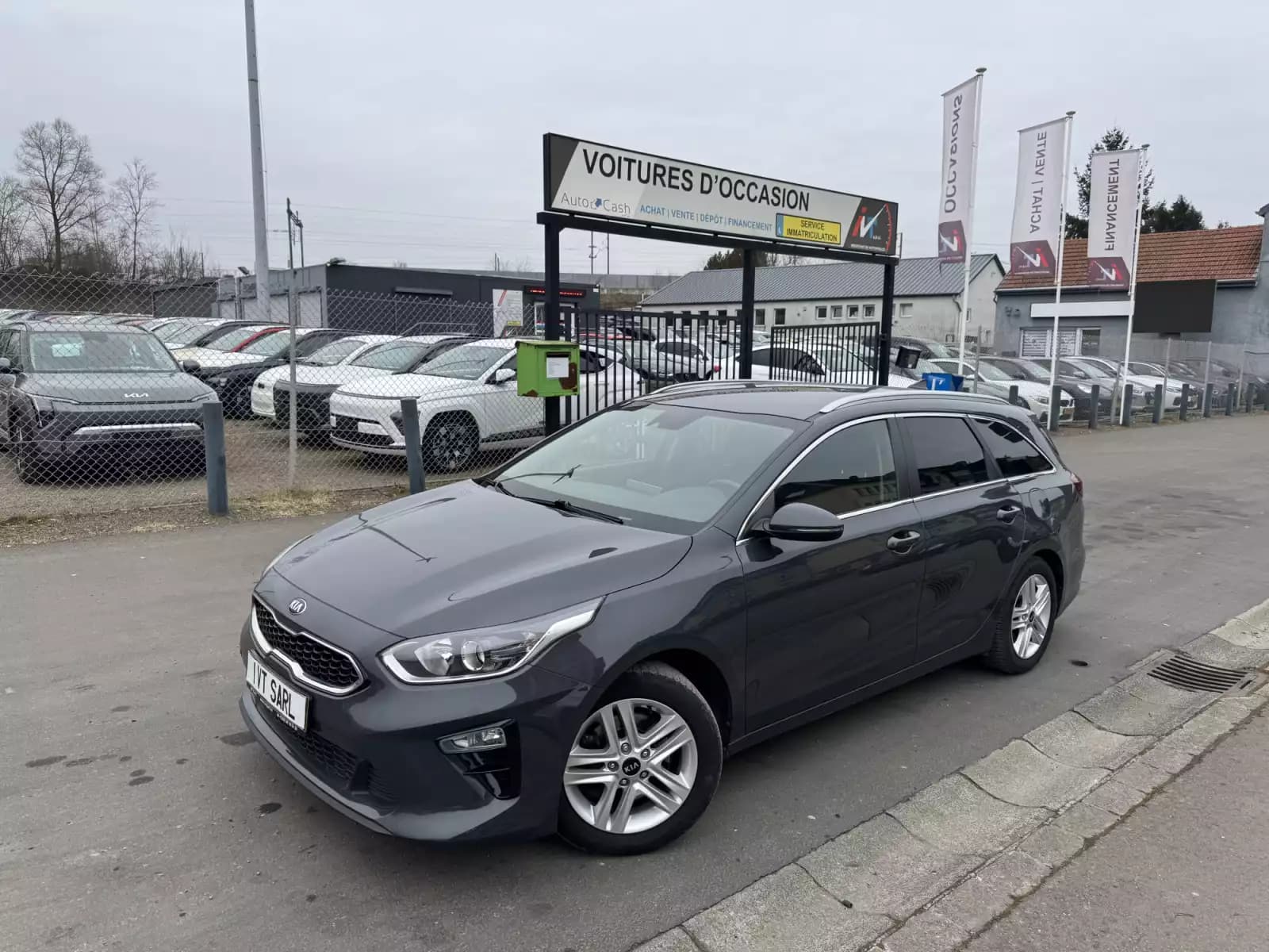 Kia Ceed SW Édition 7 1.0 T-GDI émotive pack - Photo 1