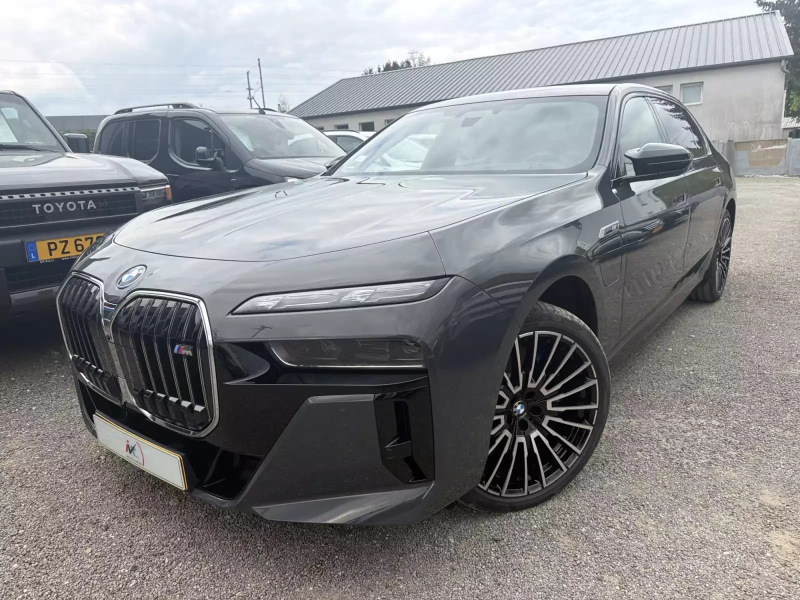 BMW 760 M760E XDRIVE - Photo 1