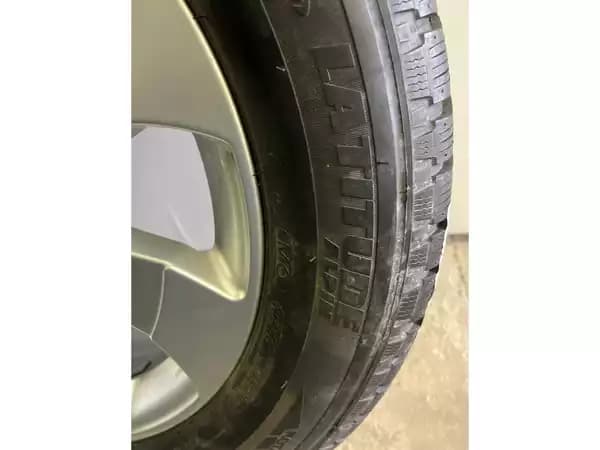 Jantes alu + Pneus hiver 18 255/55 R18 105H - Photo 3