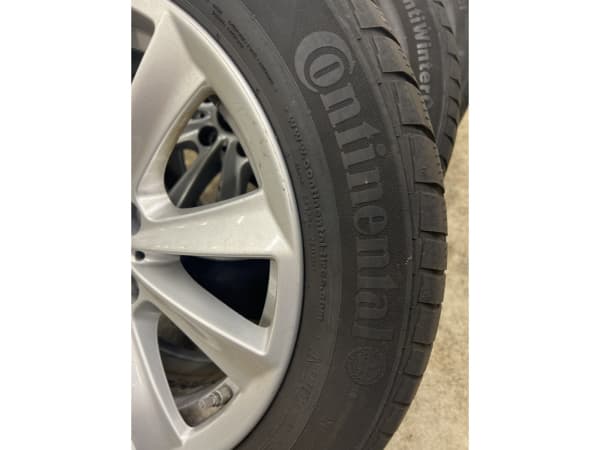 Jantes alu + Pneus hiver 17 225/55 R17 97H - Photo 3