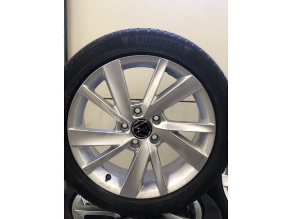 Jantes alu + Pneus hiver 17 205/50 R17 93V - Photo 2