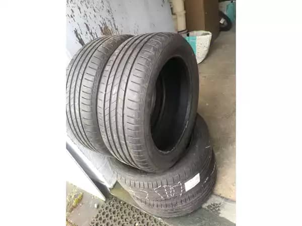Pneus été 18 225/50 R18 99W - Photo 2