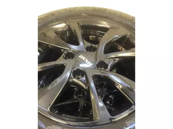 Jantes alu + Pneus hiver 15 195/60 R15 88T - Photo 2