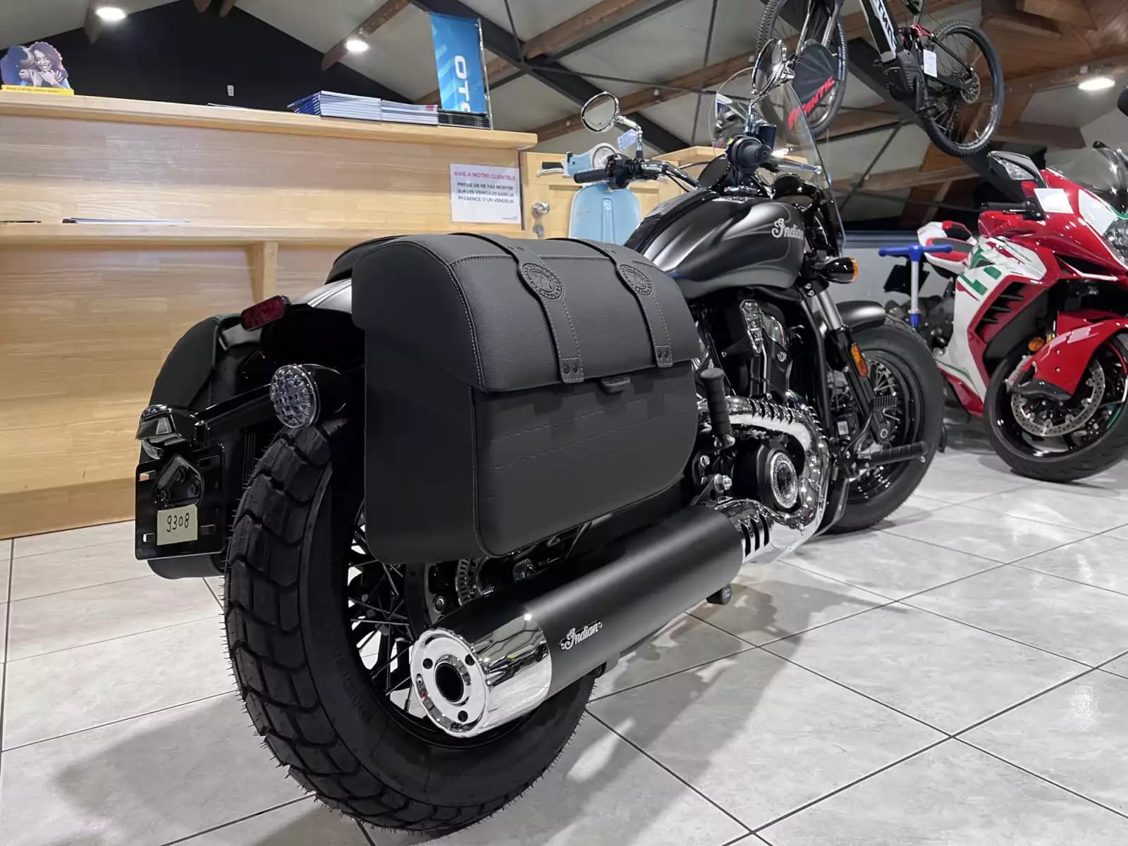 Indian Super Scout 1250 Ltd + Tech Black Smoke w/ graphics - Photo 1