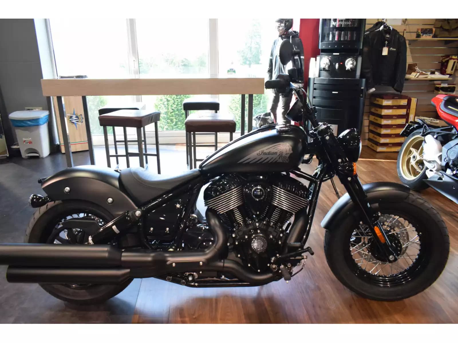 Indian Chief Bobber Dark Horse Black Smoke - Photo 1