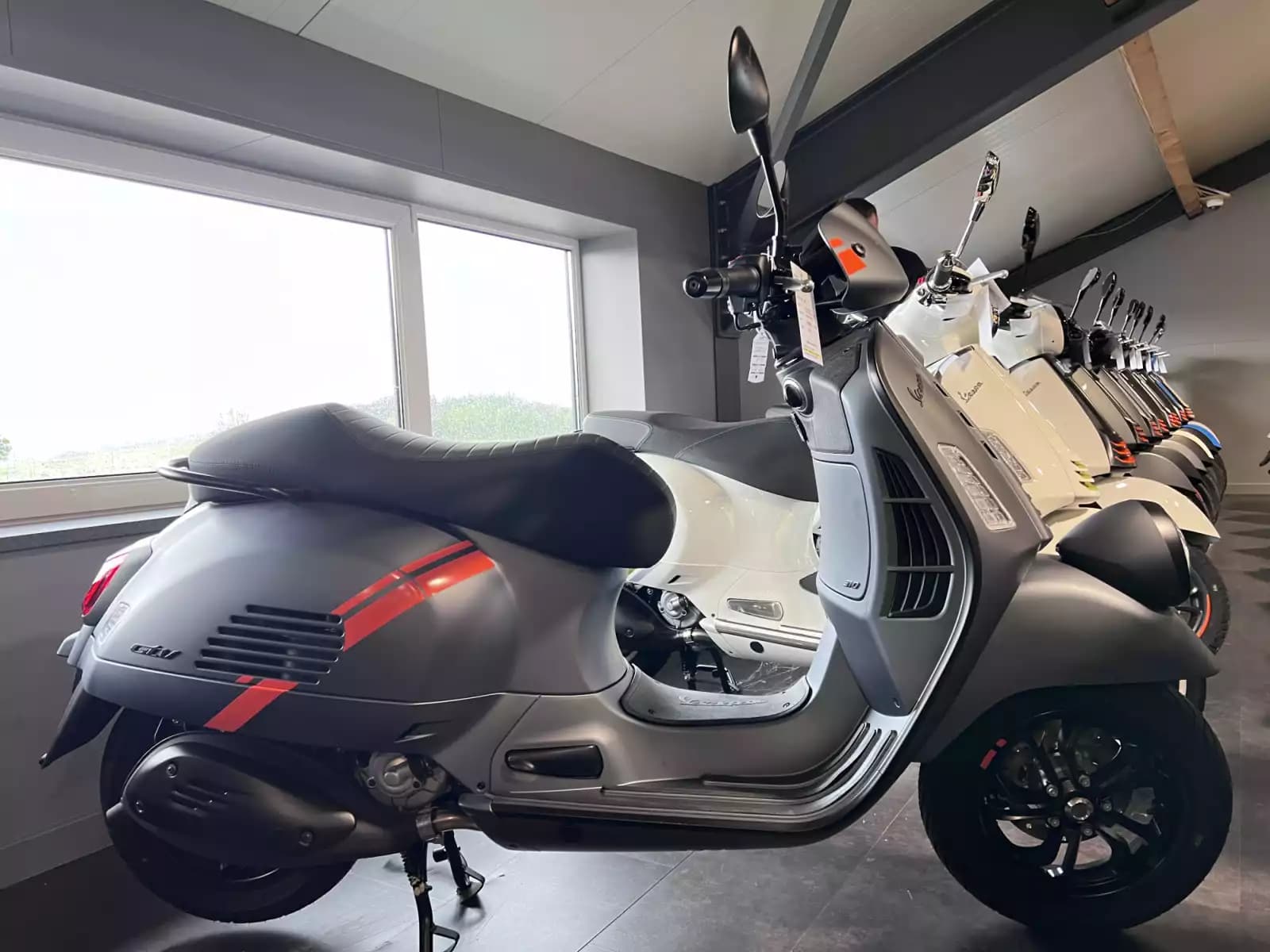 Vespa GTV 310 - Photo 1