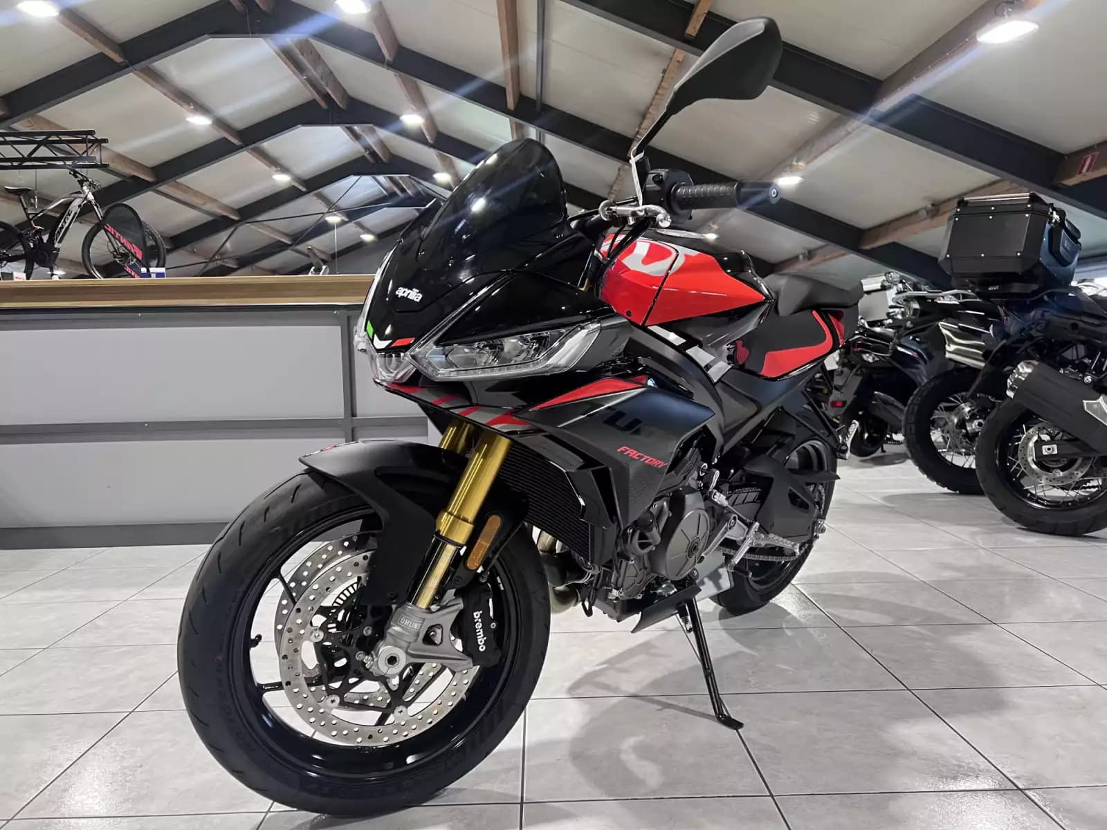 Aprilia Tuono 660 660 Factory - Photo 1