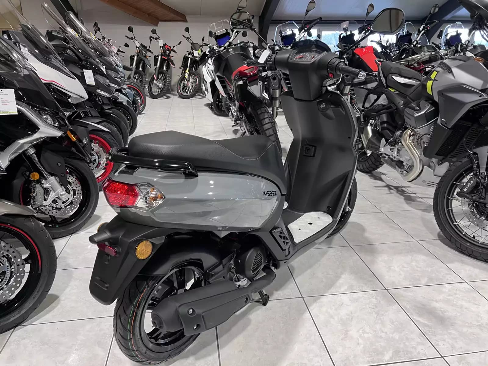 Peugeot Kisbee CL B  45 km/h Meteor Grey - Photo 1