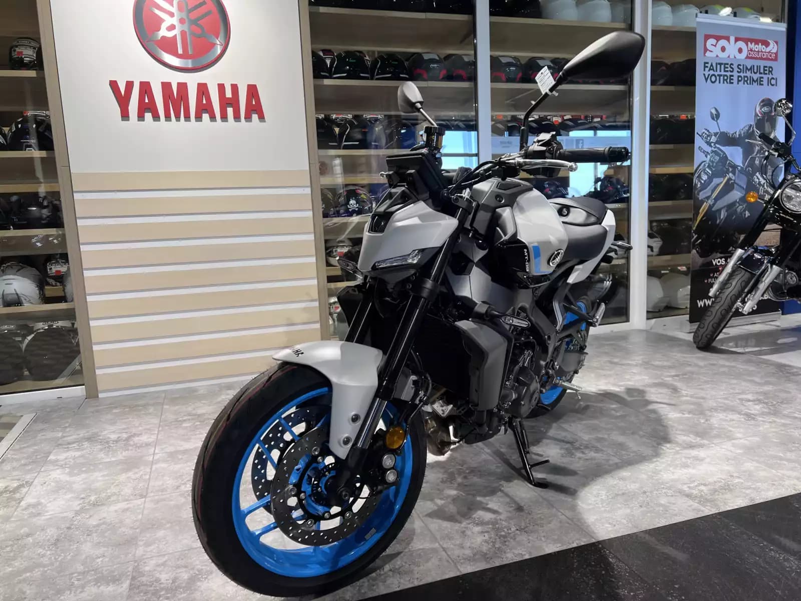 Yamaha MT-09 Y-AMT - Photo 1