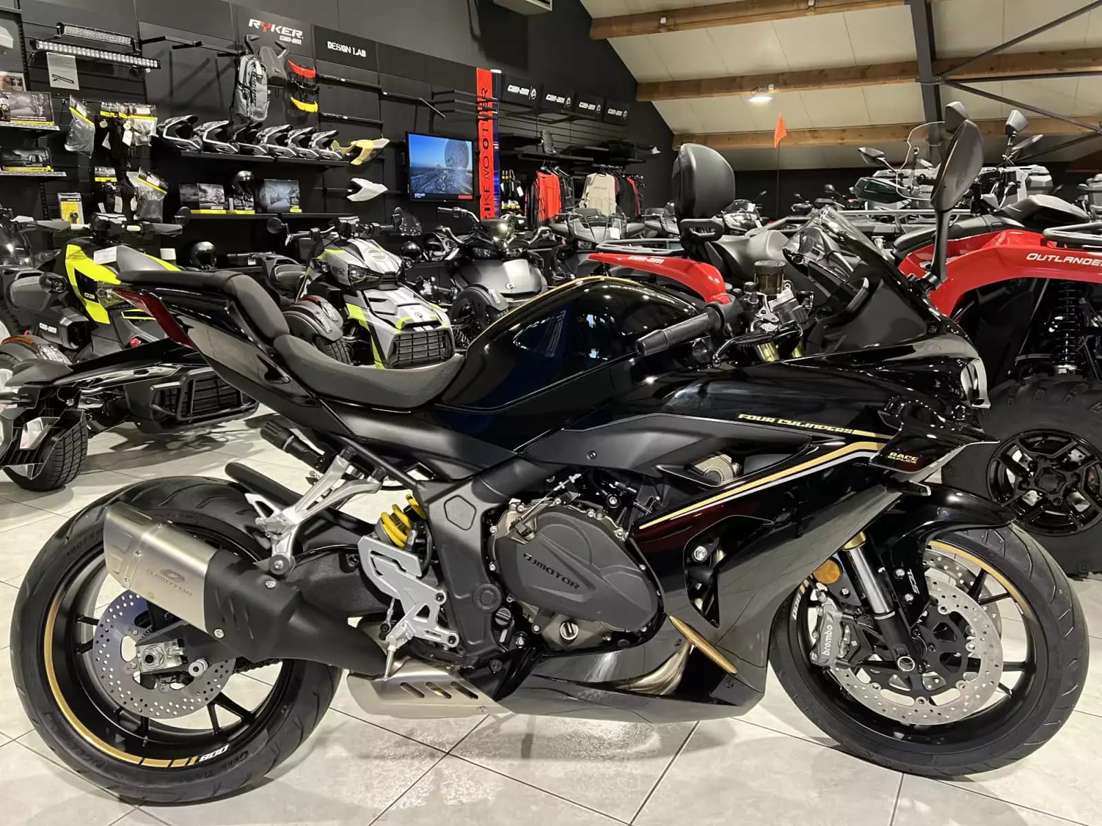 QJ Motor SRK 800 RR - Photo 1