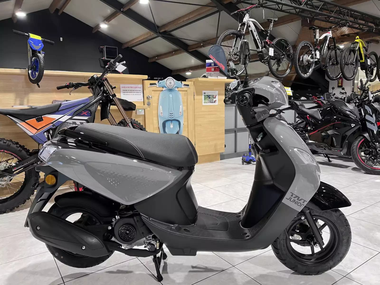 TNT Motor Junior CLASSE B 45 km/h - Photo 1