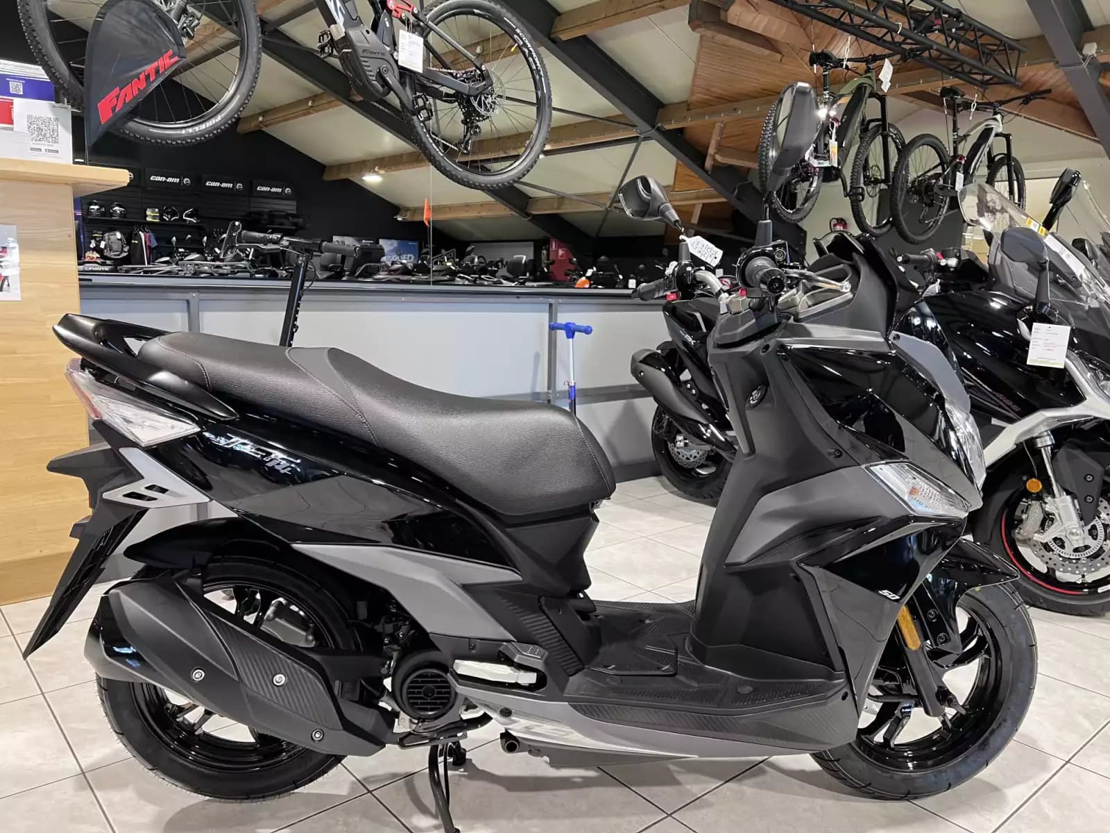 SYM Jet 14 50 Classe  25 Km/h - Photo 1