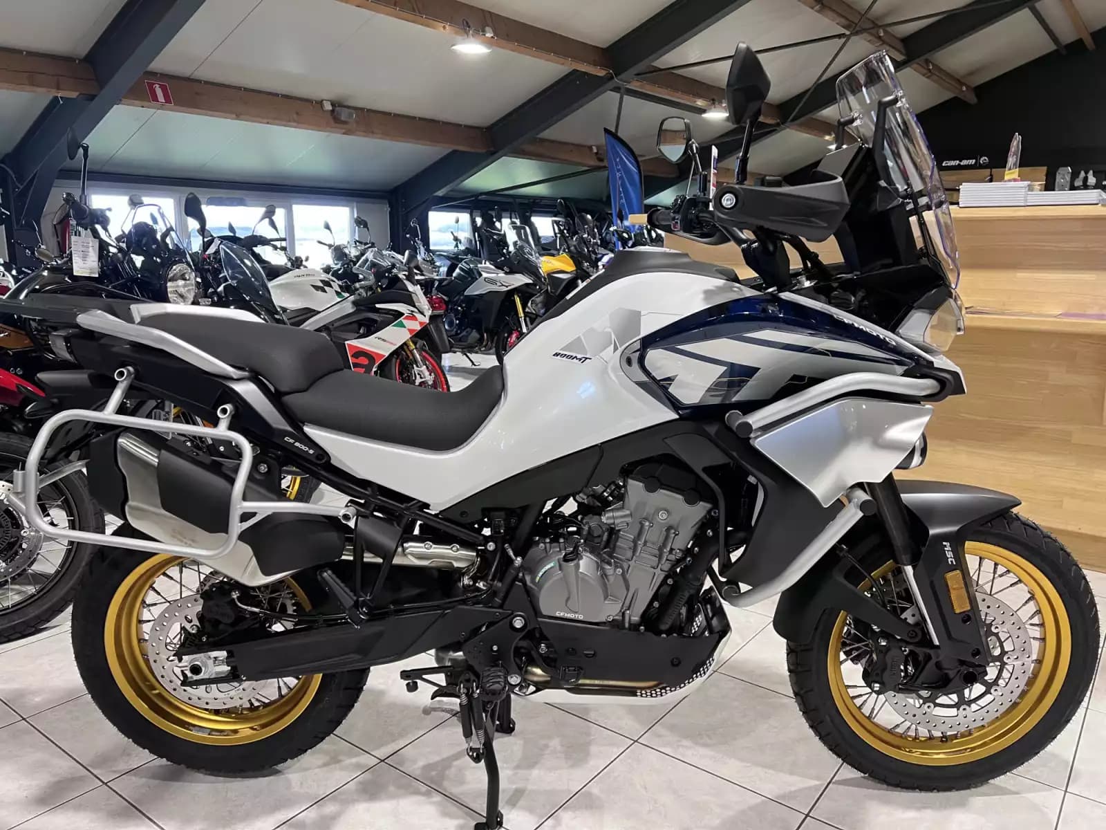 CF Moto 800 MT EXPLORER GT - Photo 1