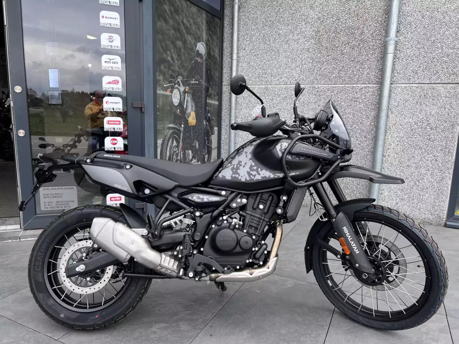 Royal Enfield Himalayan 450 Hanle Black - Photo 1