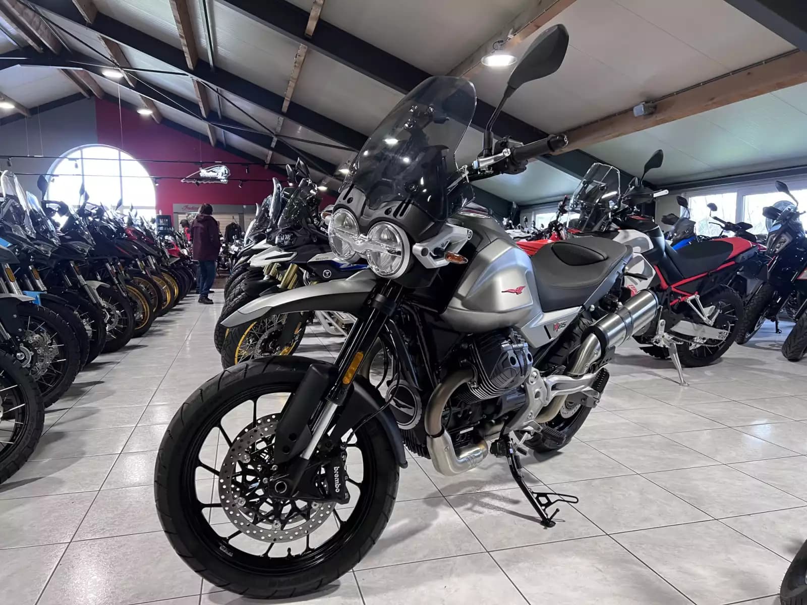 Moto Guzzi V 85 TT  Strada - Photo 1