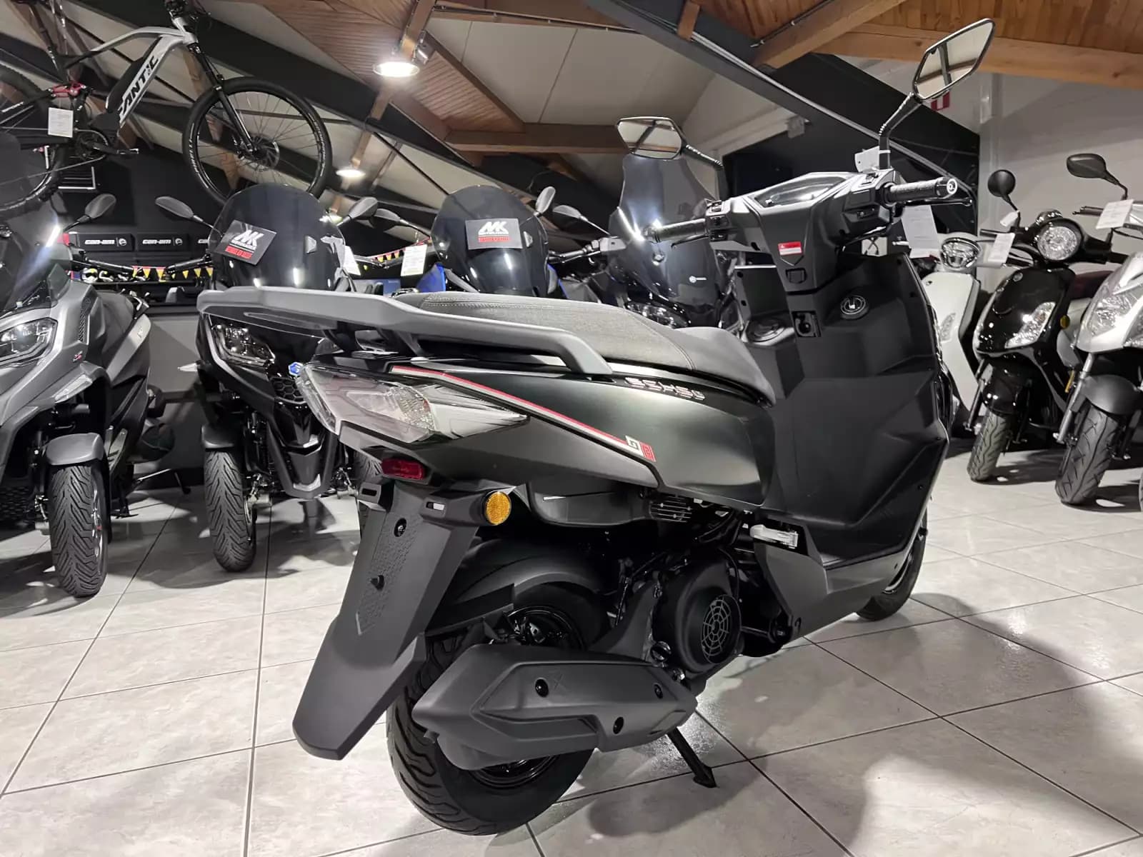 SYM ECHS 125 - Photo 1
