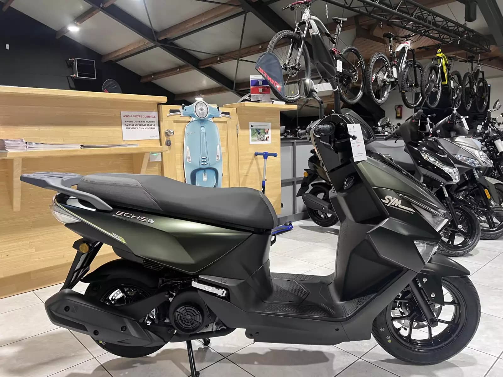 SYM ECHS 125 - Photo 1