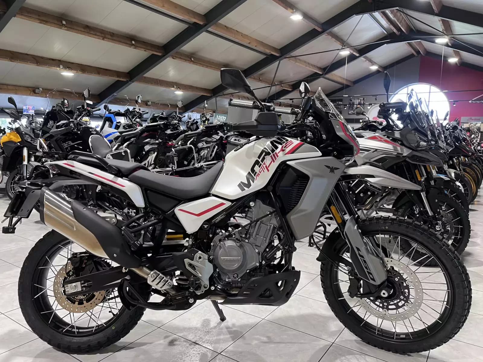 Moto Morini Alltrhike 450 - Photo 1