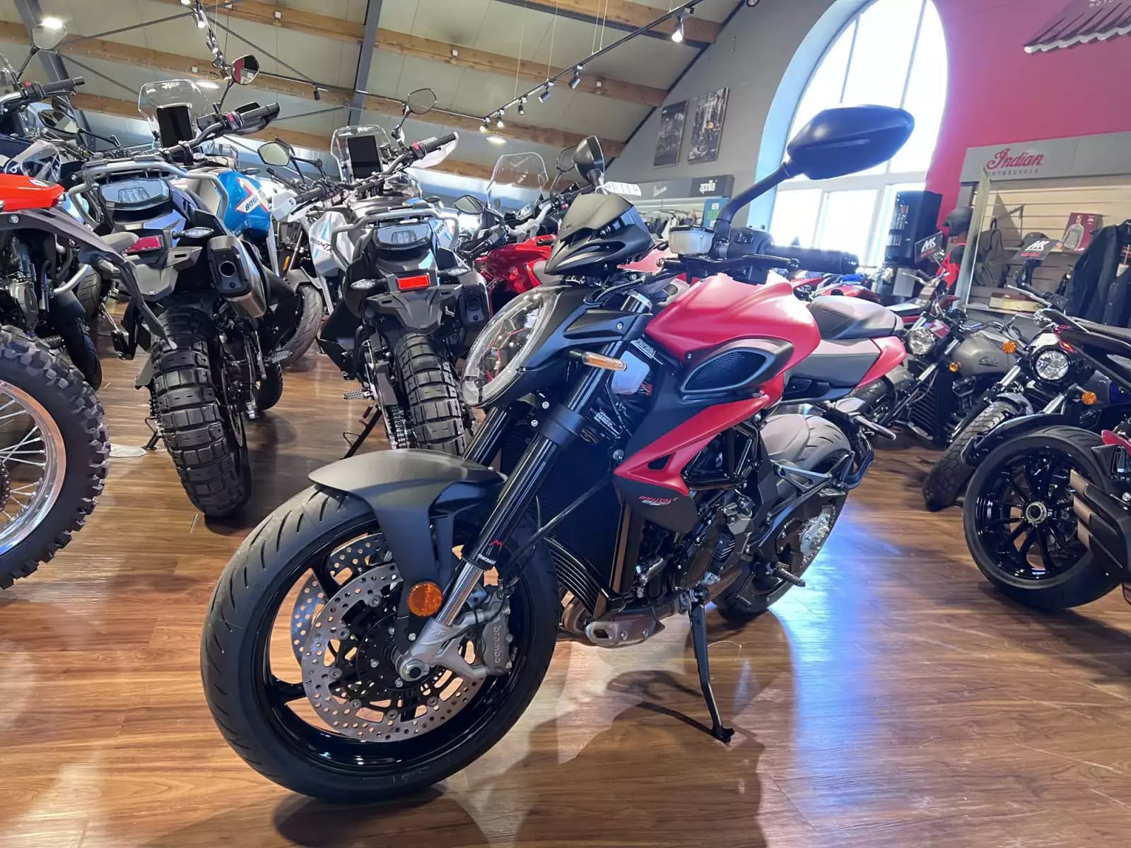 MV Agusta Brutale 800 - Photo 1