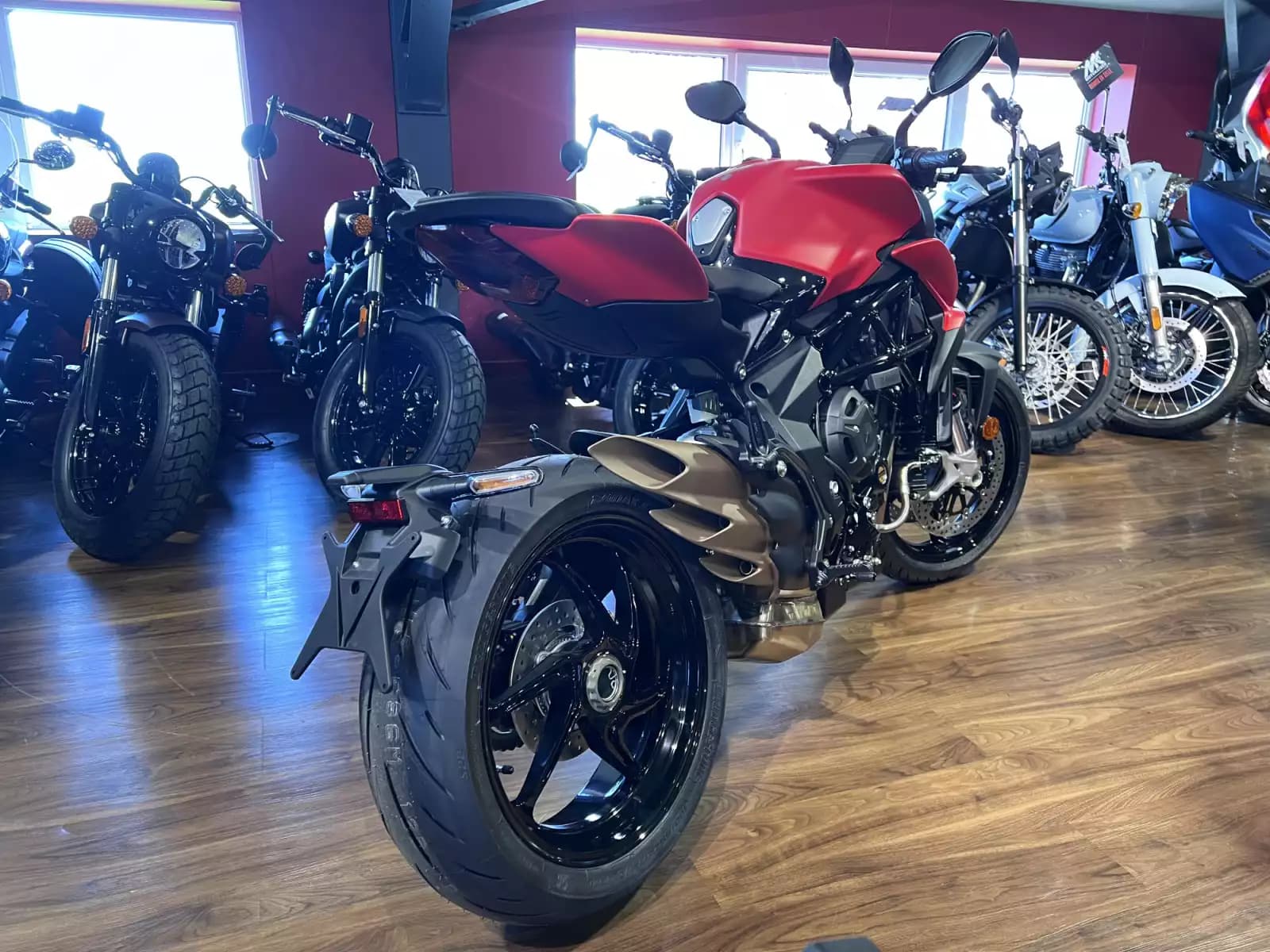 MV Agusta Brutale 800 - Photo 1