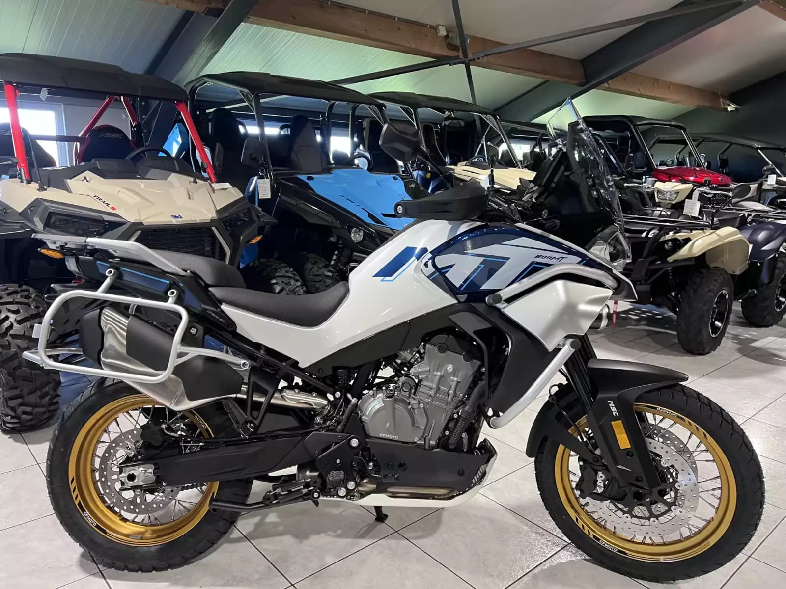 CF Moto 800 MT EXPLORER - Photo 1