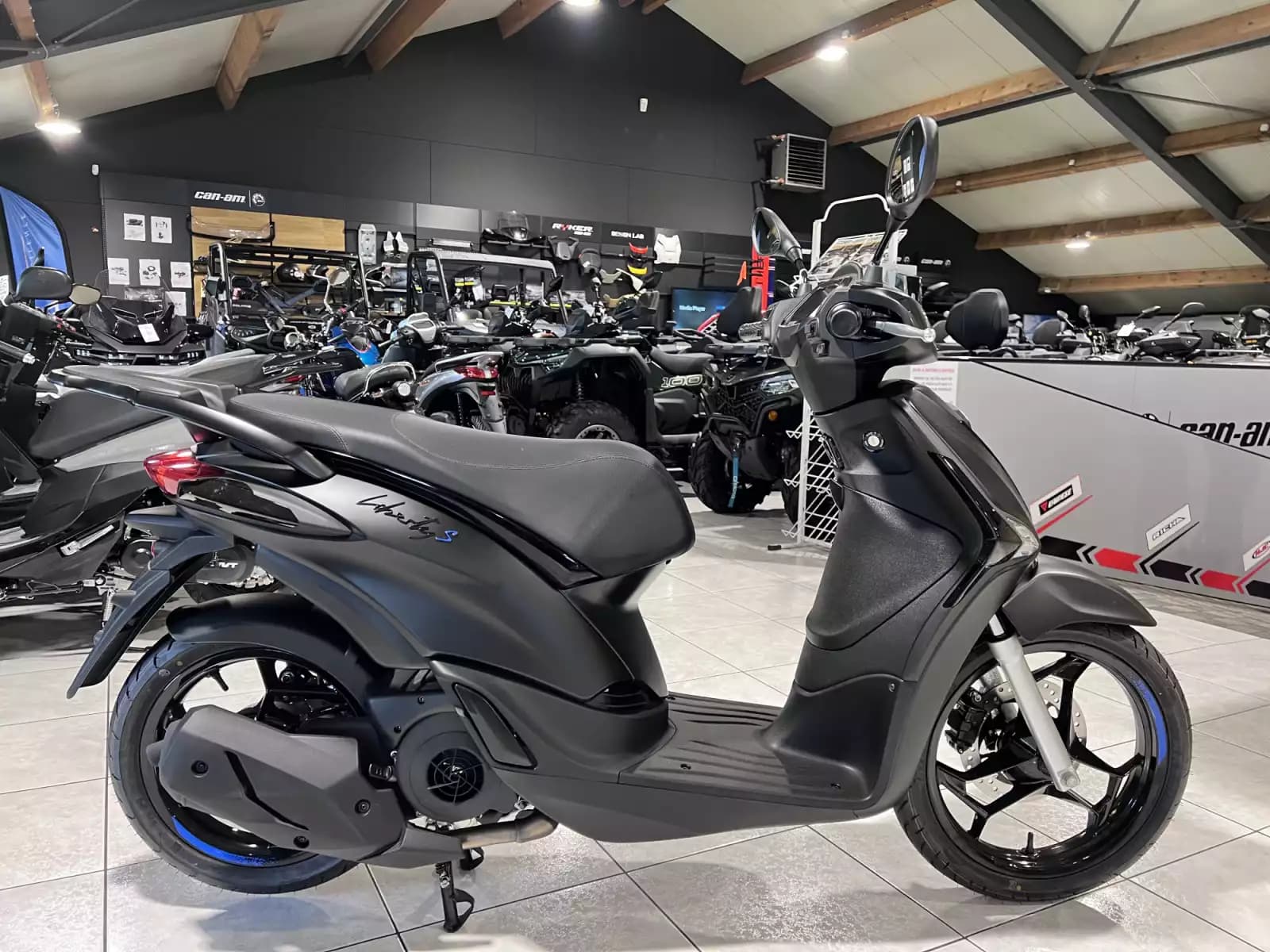 Piaggio Liberty 125 S ABS NOIR MATT - Photo 1