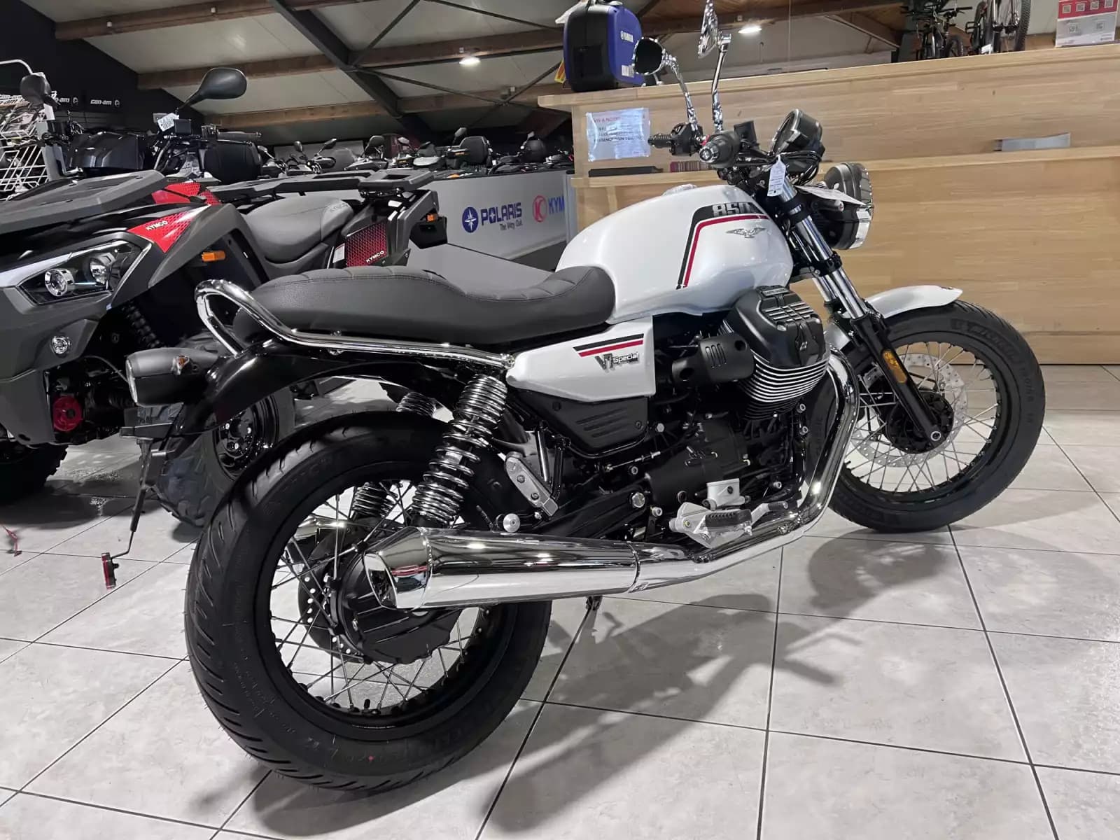 Moto Guzzi V 7 SPECIAL - Photo 1
