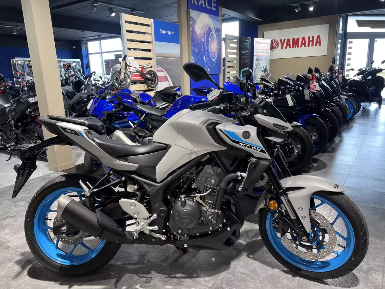 Yamaha MT-03 - Photo 1