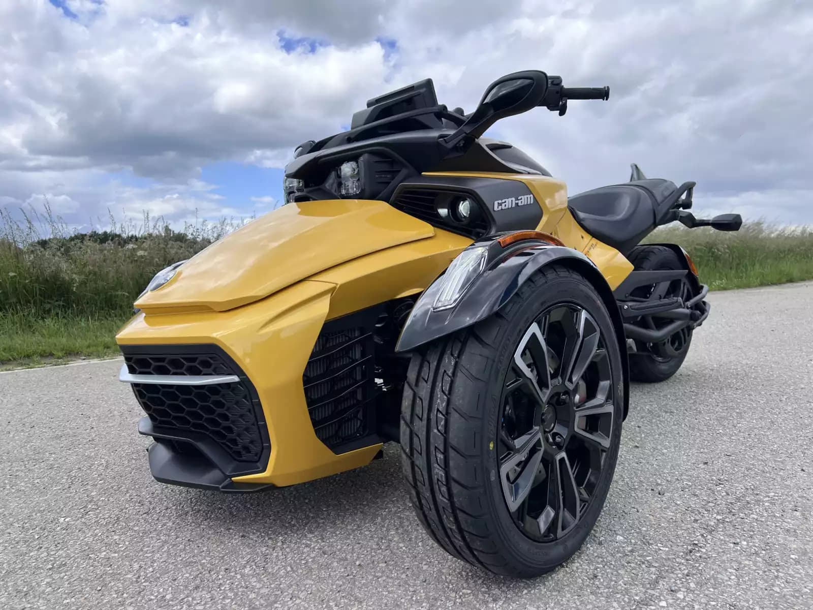 Can Am Spyder F3-S 1330 - Photo 1