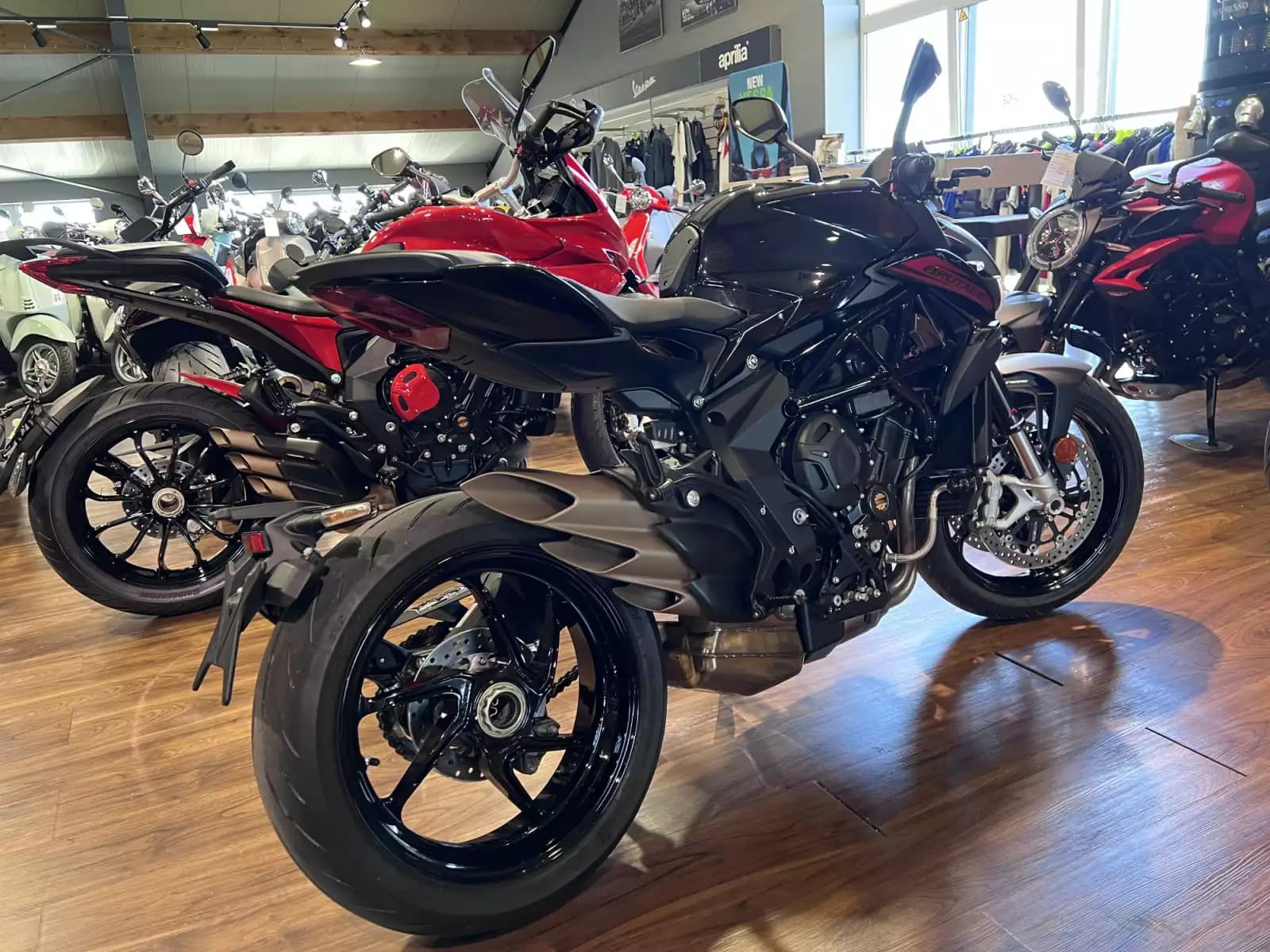 MV Agusta Brutale 800 35 KW - Photo 1