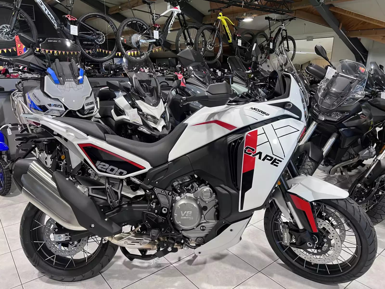 Moto Morini X-Cape 1200 - Photo 1