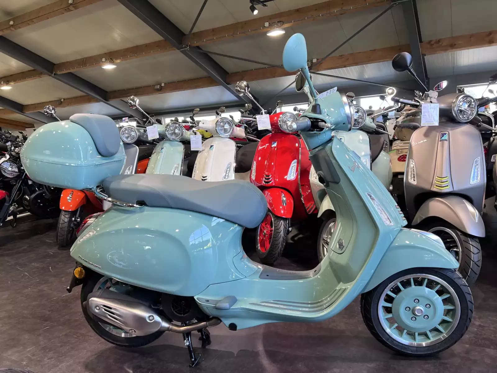 Vespa Primavera 125 80 TH - Photo 1