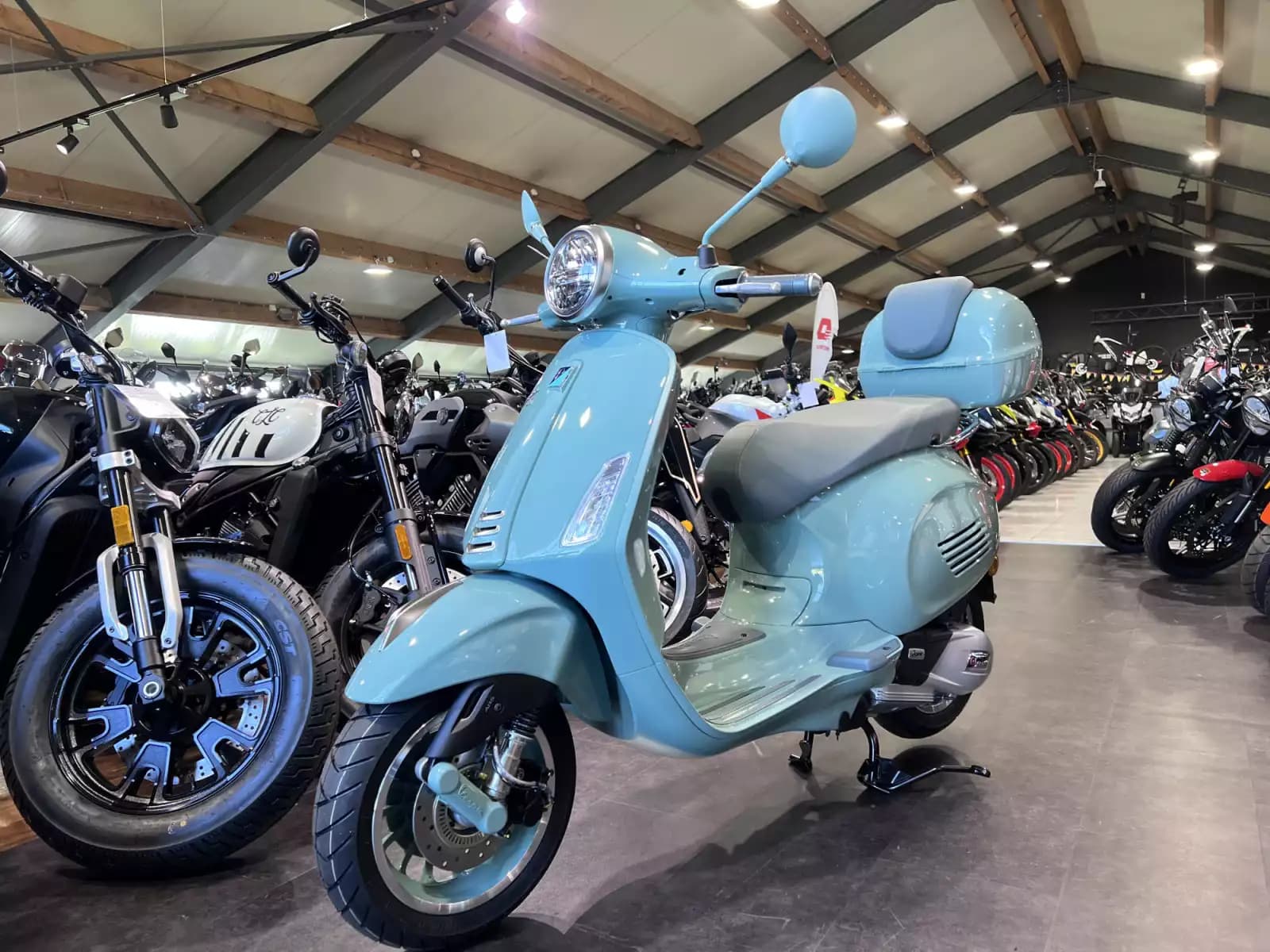 Vespa Primavera 125 80 TH - Photo 1