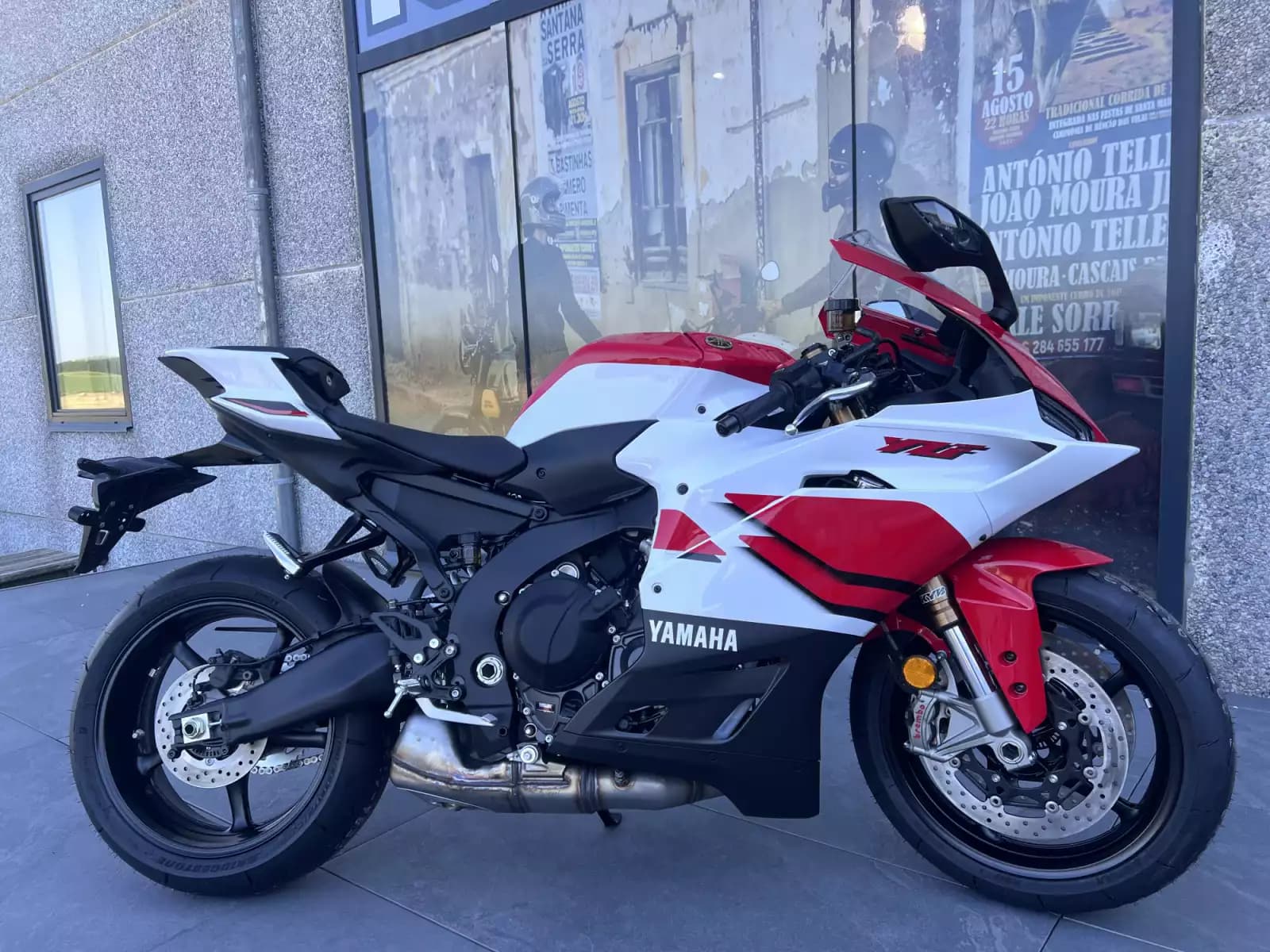 Yamaha R9 70 TH - Photo 1