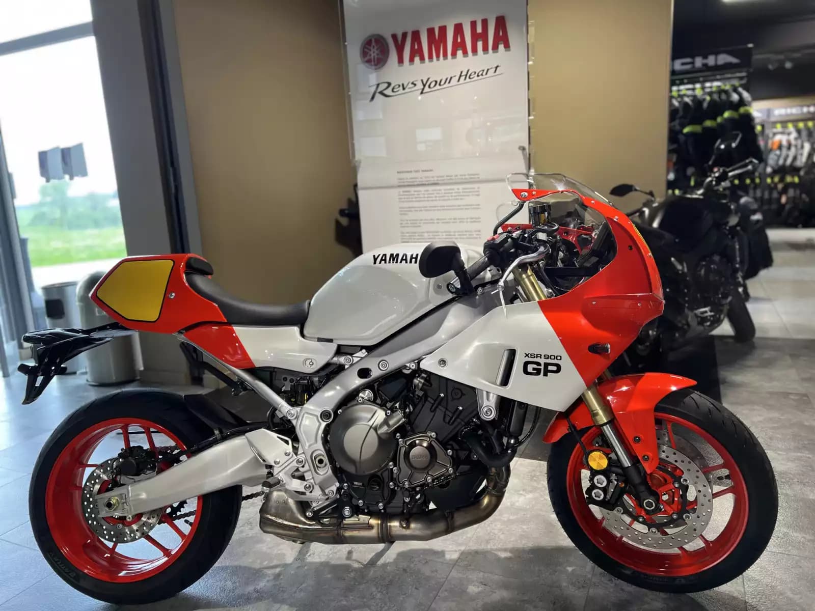 Yamaha XSR 900 GP - Photo 1