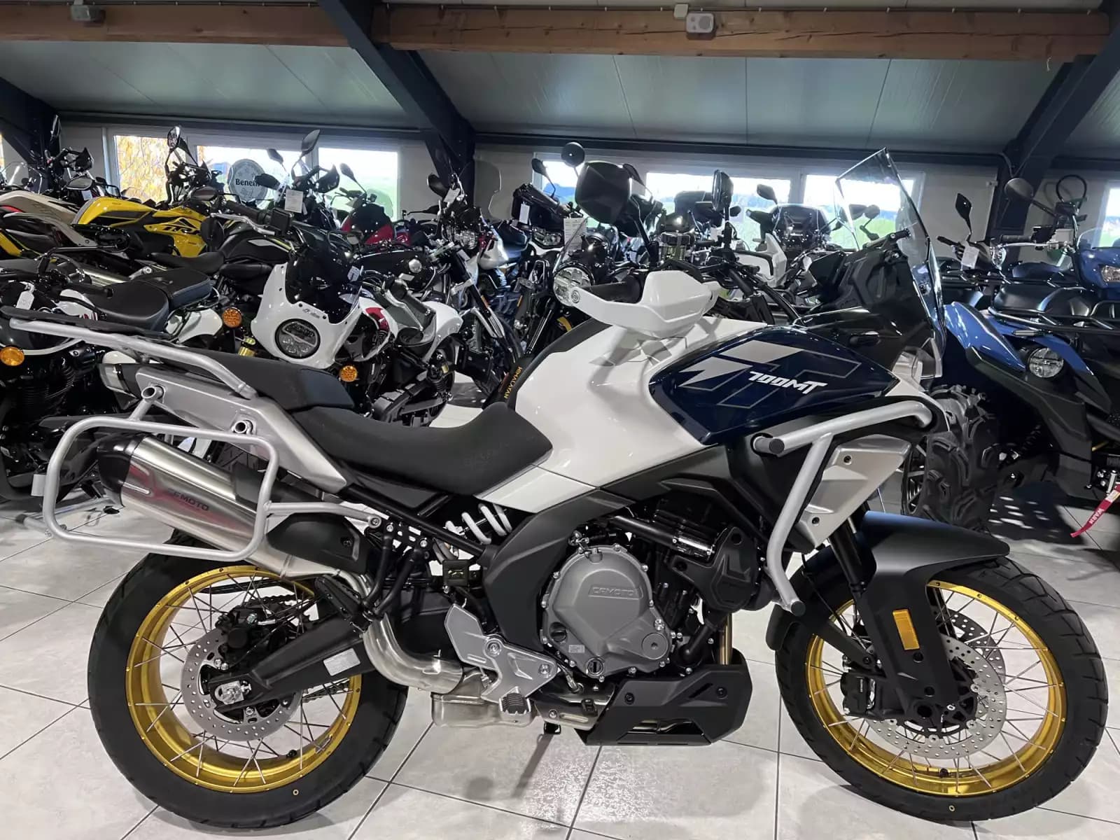 CF Moto 700 MT ADV - Photo 1