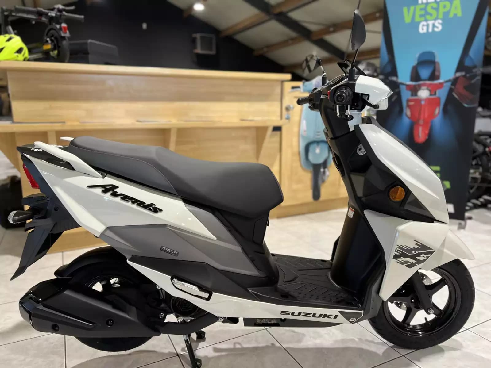 Suzuki Avenis 125 125 - Photo 1