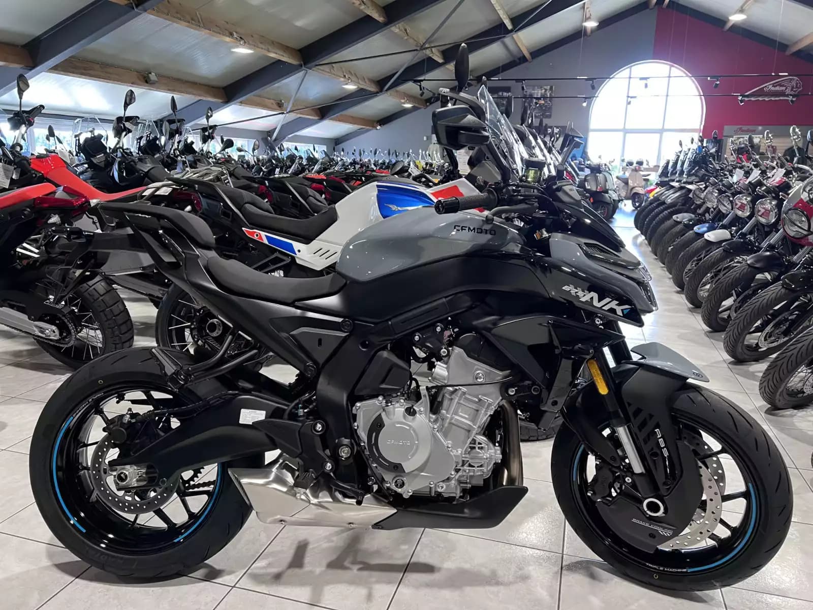 CF Moto 675 NK - Photo 1