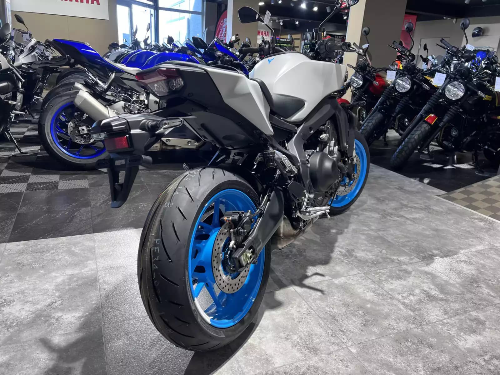 Yamaha MT-09 - Photo 1