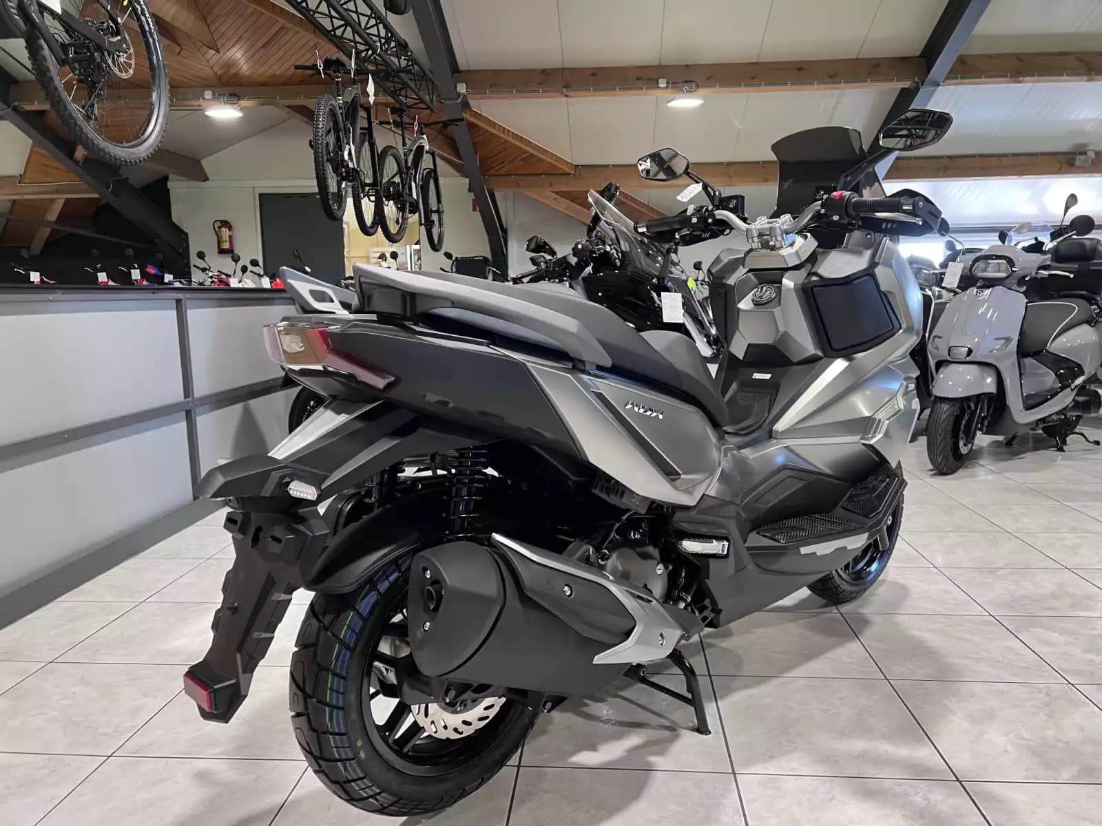 SYM ADX 300 - Photo 1