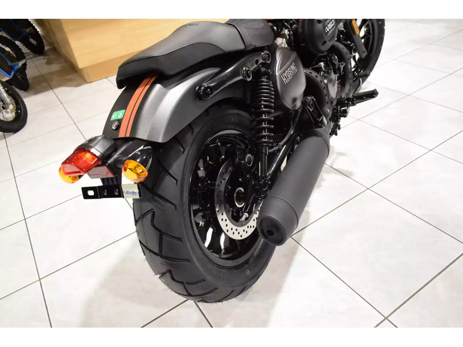 Hyosung Aquila 125 BOBBER V-TWIN - Photo 1